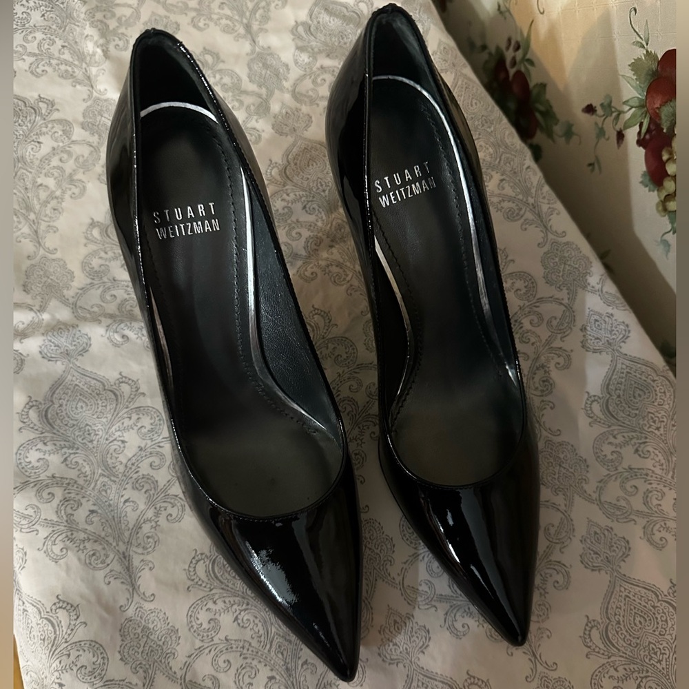 Stuart Weitzman Patent Leather Pointed Toe Pumps Black 7.5